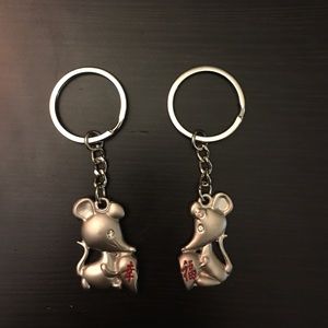 Girl boy mouse magnetic keychains