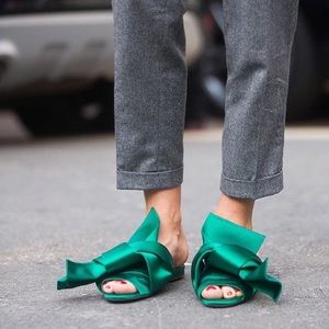 Meet your Posher, Sophia jiyoung