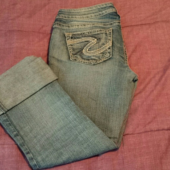Silver capris - Picture 2 of 4