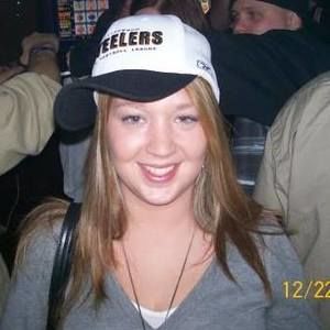 Meet your Posher, Raena