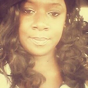 Meet your Posher, Lanise