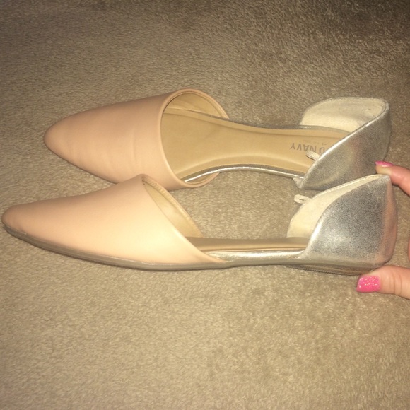 Old Navy Flats - Picture 2 of 4