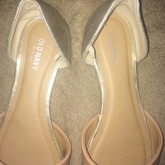 Old Navy Flats - Picture 4 of 4
