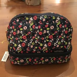 Kate Spade Saturday cosmetic case