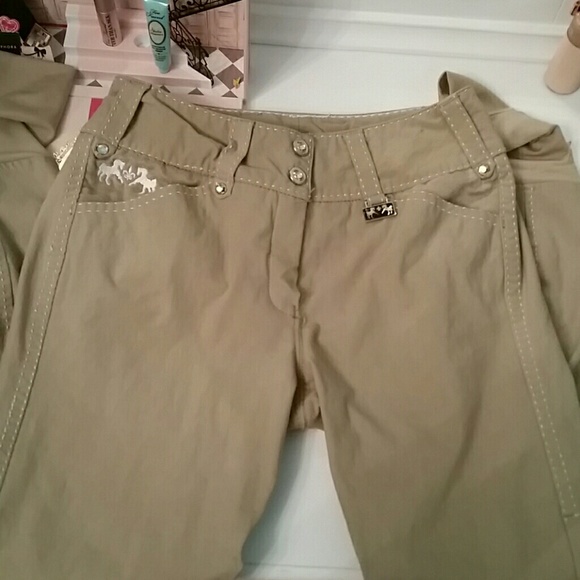 Equestrian breeches