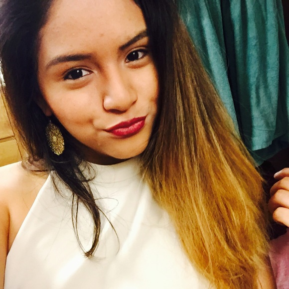 Meet your seller/Closet rules 💁🏼 - Picture 2 of 4