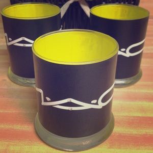 Brush holder bundle for @msitzman