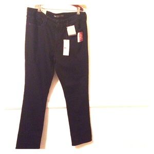 Levi's mid rise skinny jeans