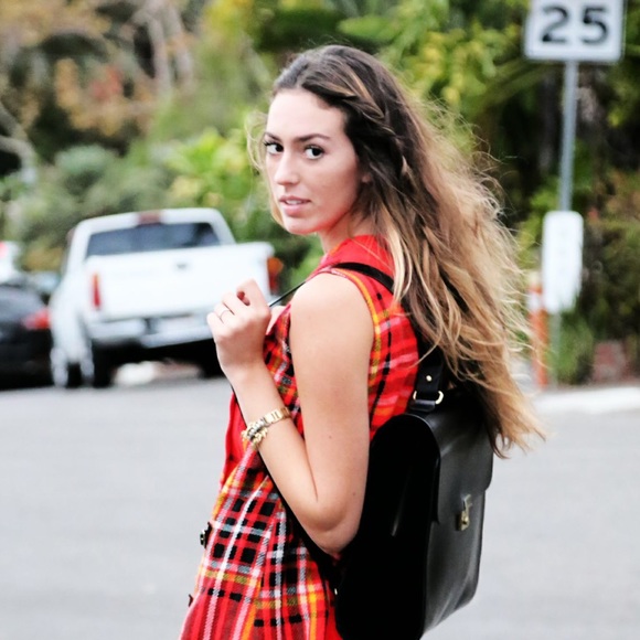 Meet your Posher, Sammy - Picture 3 of 3