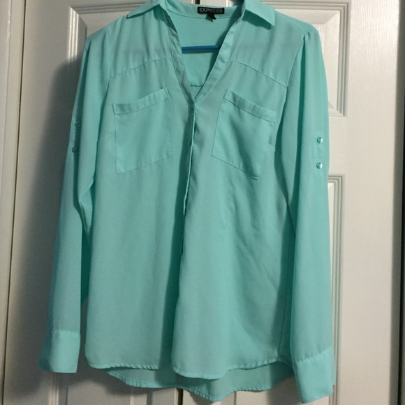 Express v neck button up