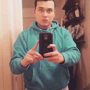 Meet your Posher, Henry