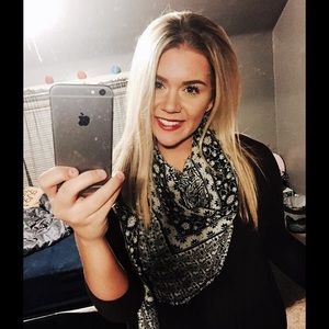 Meet your Posher, Brianna