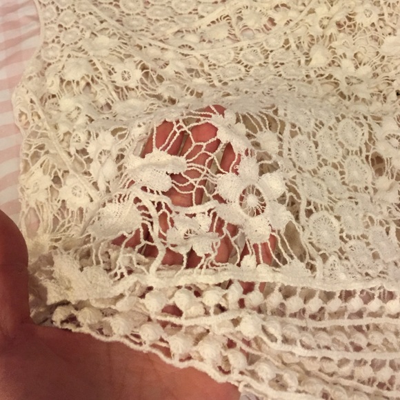 Lace top - Picture 2 of 4