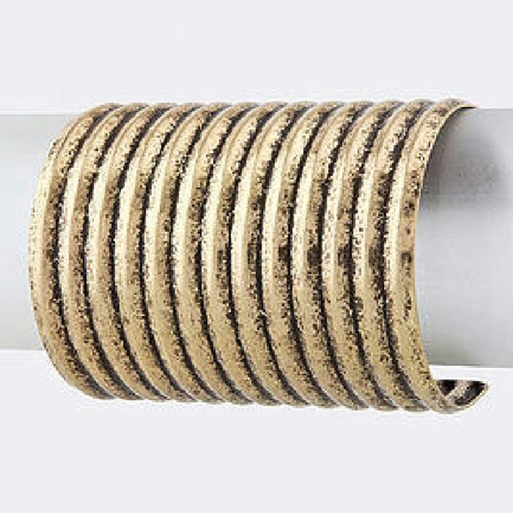****SOLD SOLD SOLD*****Scallop Cuff Bracelet