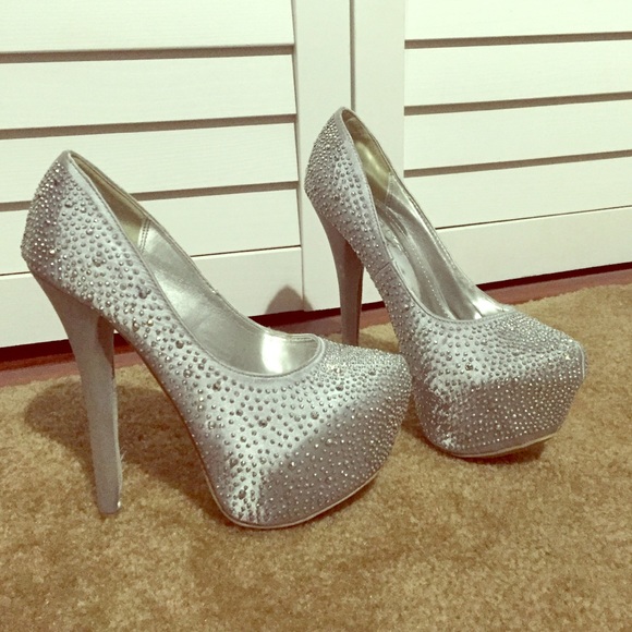 Silver diamond heels