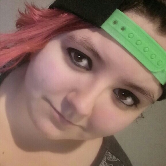 Meet your Posher, Alysia