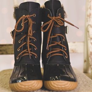 🆕 ↙️ FUR DUCK BOOTS 🔹