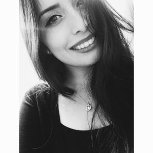 Meet your Posher, Briana