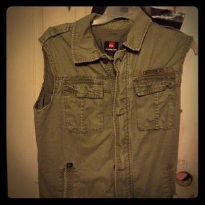 Vintage green sleeveless jacket