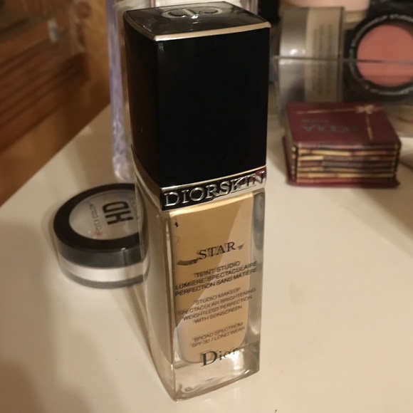 Dior studio makeup foundation aka diorskin star