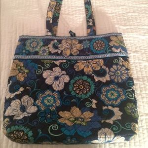 Vera Bradley Tote