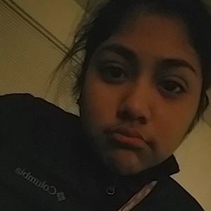 Meet your Posher, Yaneli