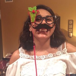 Meet your Posher, Amara