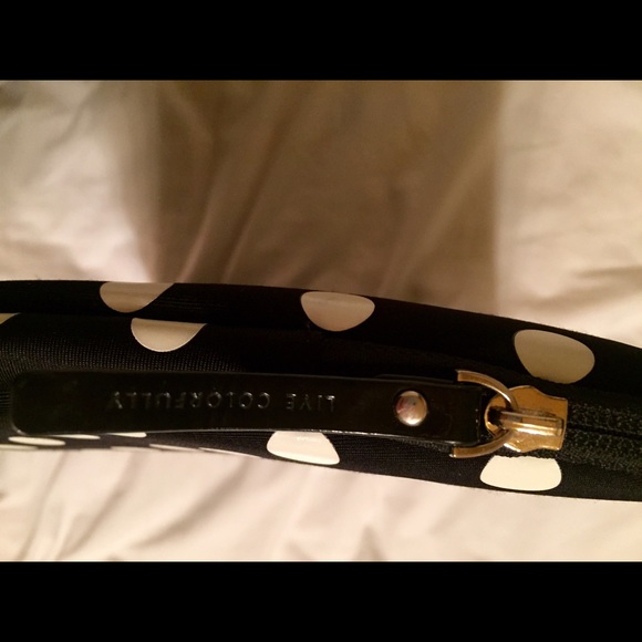 (SOLD) Kate Spade Laptop Sleeve (SOLD) - Picture 3 of 4