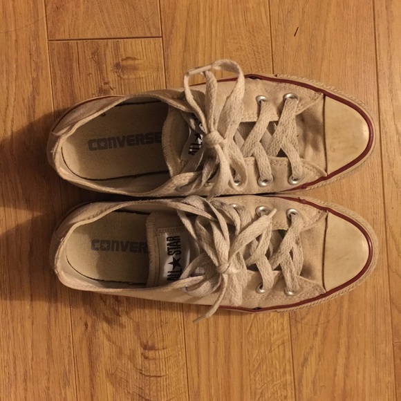 White all star converse