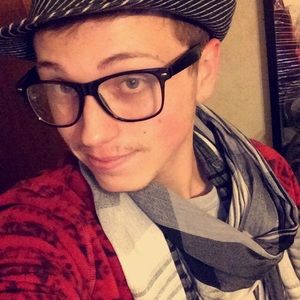 Meet your Posher, Steven