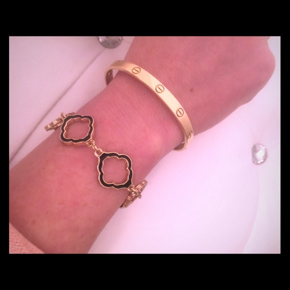 Black and Gold Quatrefoil Bracelet