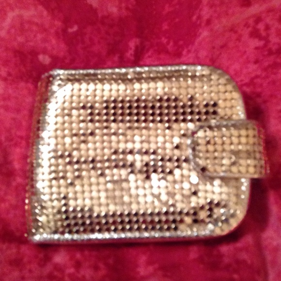 Gold wallet for that special nite out$$ - Picture 1 of 4