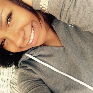 Meet your Posher, Jennie