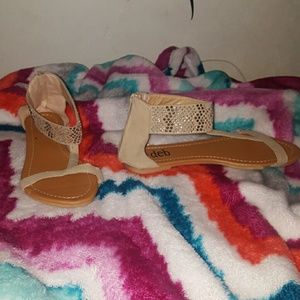 Size 6 Deb sandles