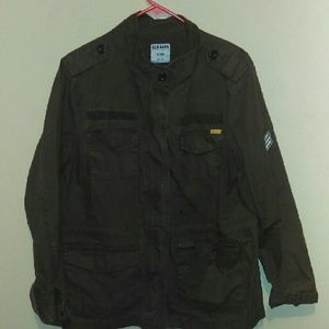 GREEN COAT