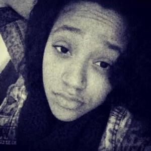 Meet your Posher, Khaila