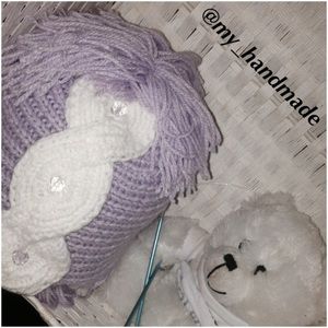 Handmade. Knitted hat with a brace detail💖