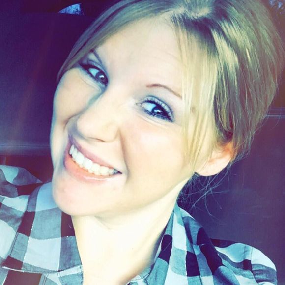 Meet your Posher, Felicia - Picture 1 of 1