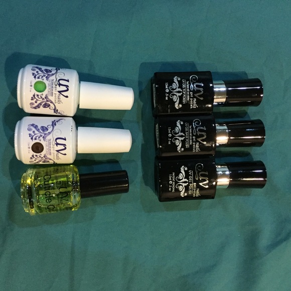 UV Gel polishes top and base coat only
