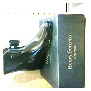 Henry Ferrera rain boots