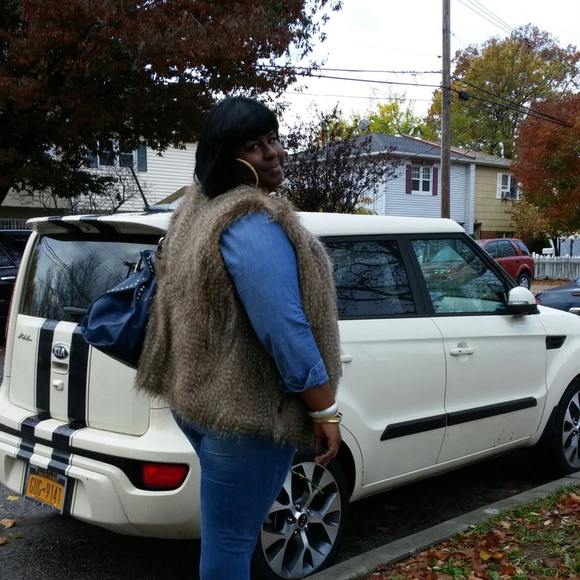 Meet your Posher, Peresephoney - Picture 1 of 1