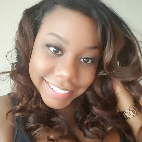 Meet your Posher, Britney