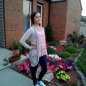 Meet your Posher, Olivia