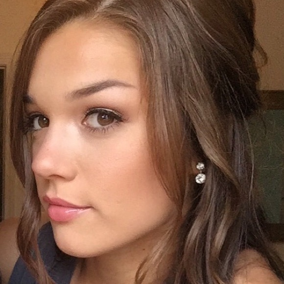 Meet your Posher, Aubrey