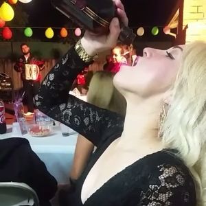 Meet your Posher, Cindy