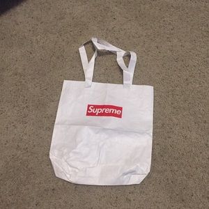 Supreme tote bag