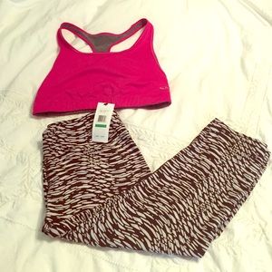 NWT Calvin Klein workout Capri pants