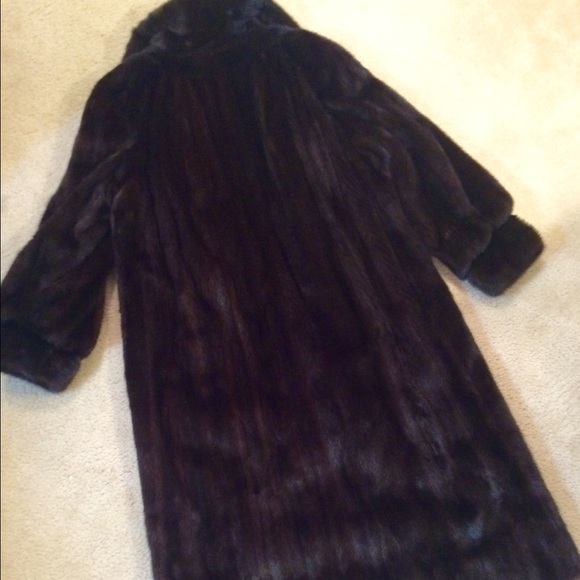 Vintage Mink Coat. - Picture 3 of 4