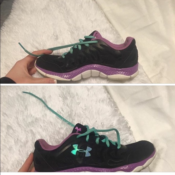 Tennis Shoes