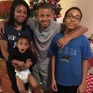 Meet your Posher, Tiffany